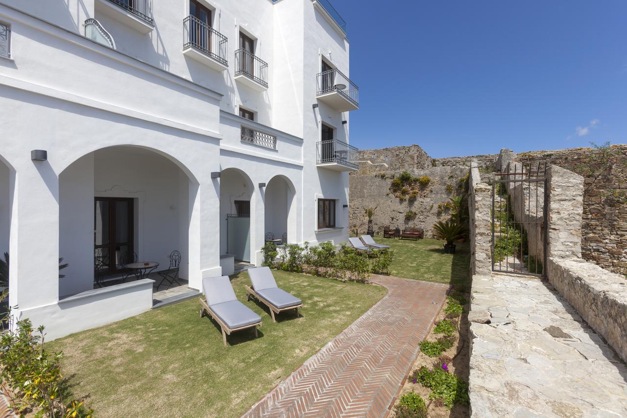 Apartamentos La Residencia طريفة المظهر الخارجي الصورة